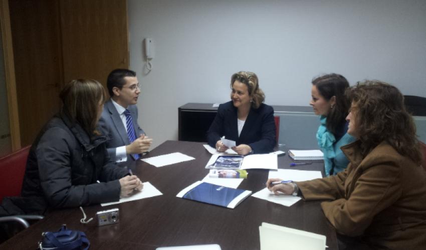CEOE-CEPYME Guadalajara y el ayuntamiento de Alovera mantienen una reuni�n de trabajo