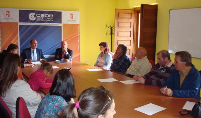 La financiaci�n y las ayudas a la contrataci�n centran una nueva jornada informativa de Emprende+m�s desarrollada en Sig�enza