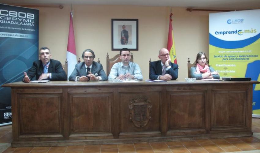 Los t�cnicos de Emprende+m�s Guadalajara visitan Humanes para fomentar el esp�ritu emprendedor