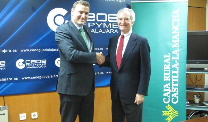 Caja Rural Castilla-La Mancha respalda la labor formativa y divulgativa de CEOE-CEPYME Guadalajara
