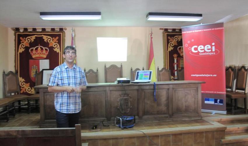 Humanes acoge una nueva jornada de coaching para emprendedores