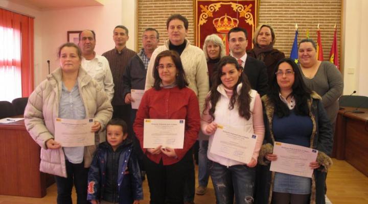 Quince alumnos se diploman en Yunquera de Henares como operadores de carretillas elevadoras