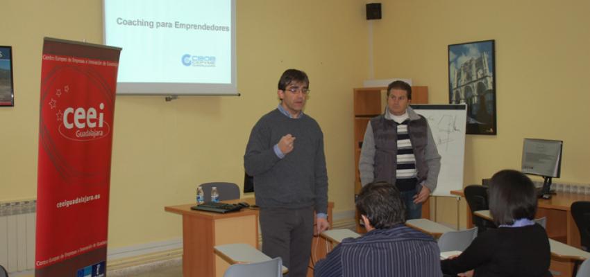 Una nueva jornada de coaching motiva a los emprendedores de Yunquera 