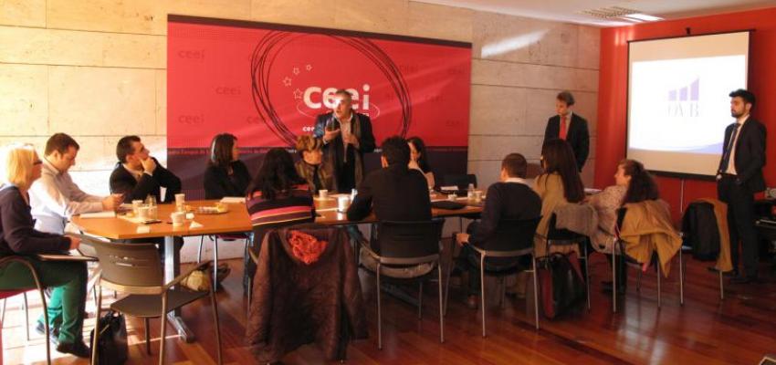 Las presentaciones de productos y servicios centran una nueva reuni�n de GuadaNetWork 