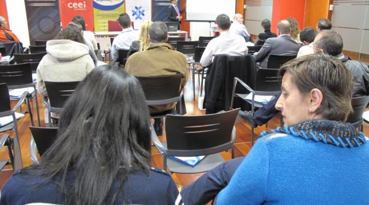 Los empresarios alcarre�os se interesan por los m�todos de ahorro para el futuro