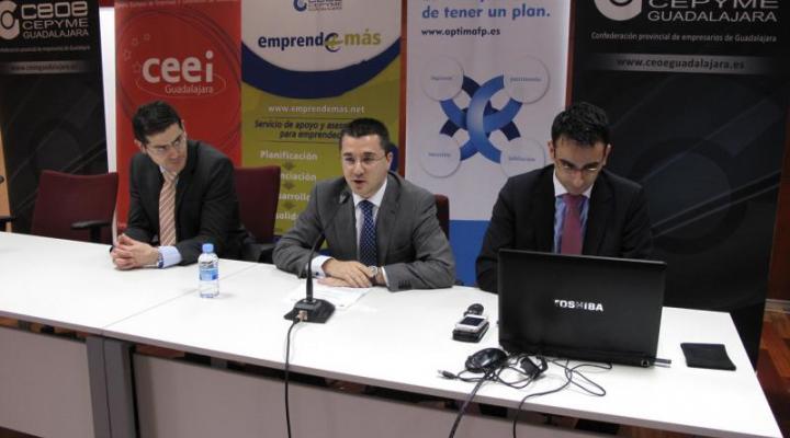 Los empresarios alcarre�os se interesan por los m�todos de ahorro para el futuro