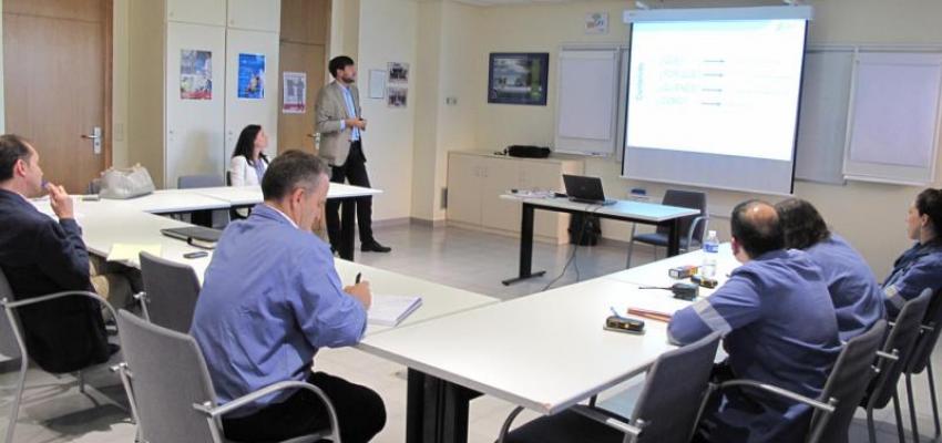 Personal de la empresa Basf informan de la importancia de la seguridad vial dentro de la pol�tica de PRL