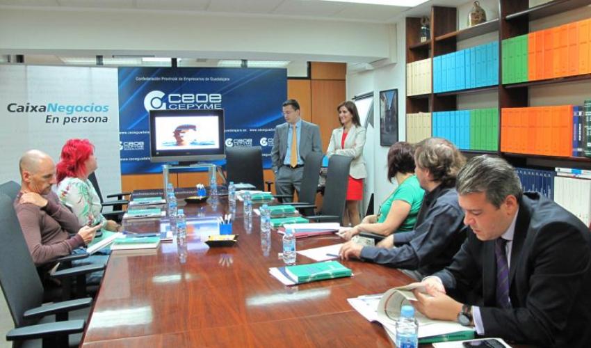 CEOE-CEPYME Guadalajara muestra a los empresarios la financiaci�n internacional