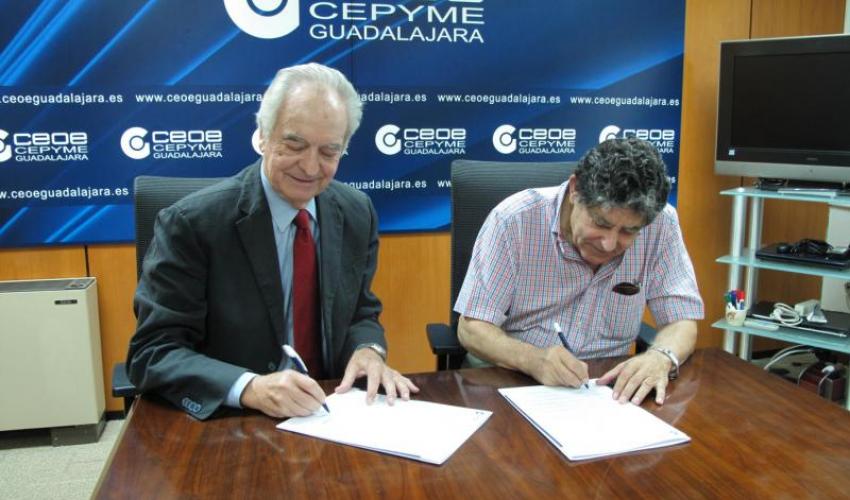 CEOE-CEPYME Guadalajara y la Asociaci�n Espa�ola contra el C�ncer firman un convenio de colaboraci�n