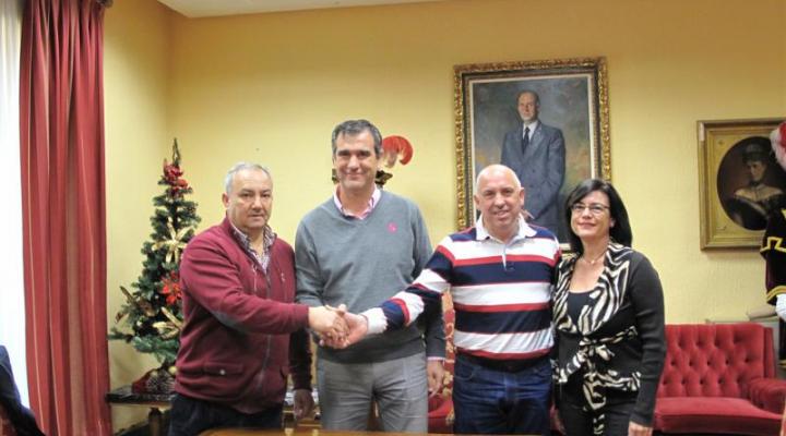 Convenio de colaboraci�n entre el Ayuntamiento y FEDECO