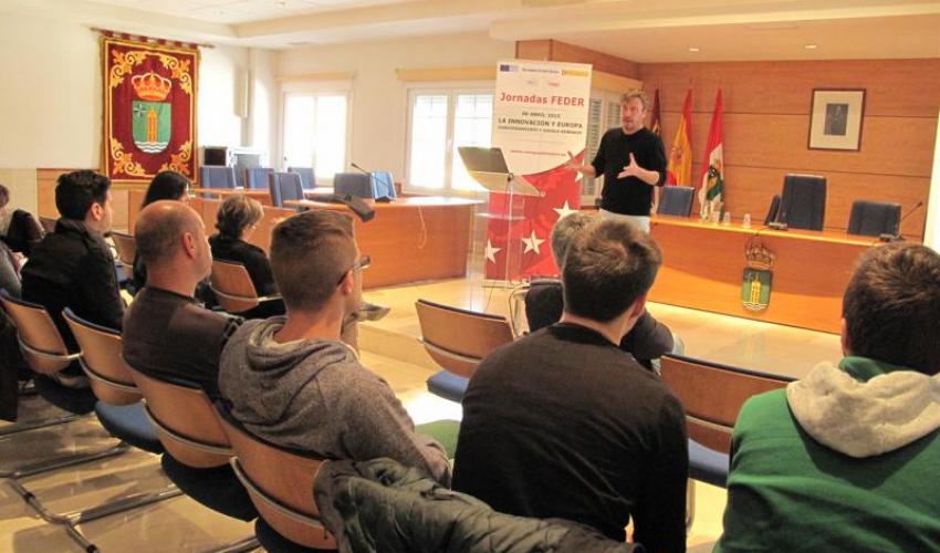 Los emprendedores y empresarios de Cabanillas aprenden como presentar un proyecto europeo