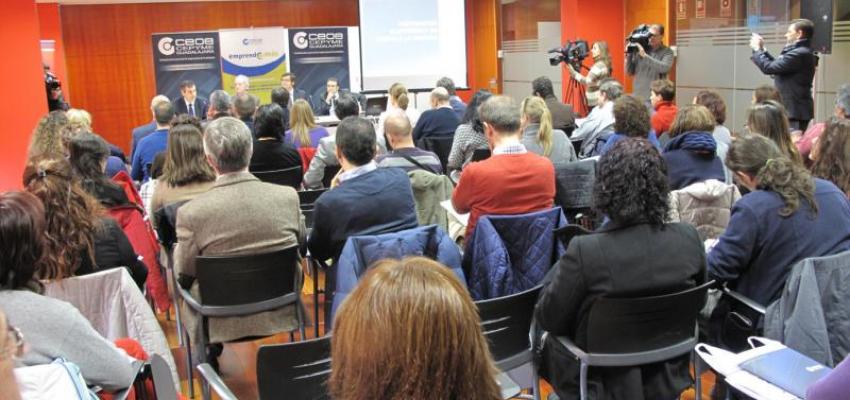 Los empresarios alcarre�os se interesan por la factura electr�nica