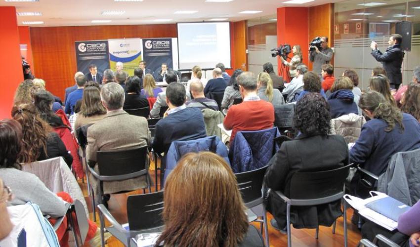 Los empresarios alcarre�os se interesan por la factura electr�nica