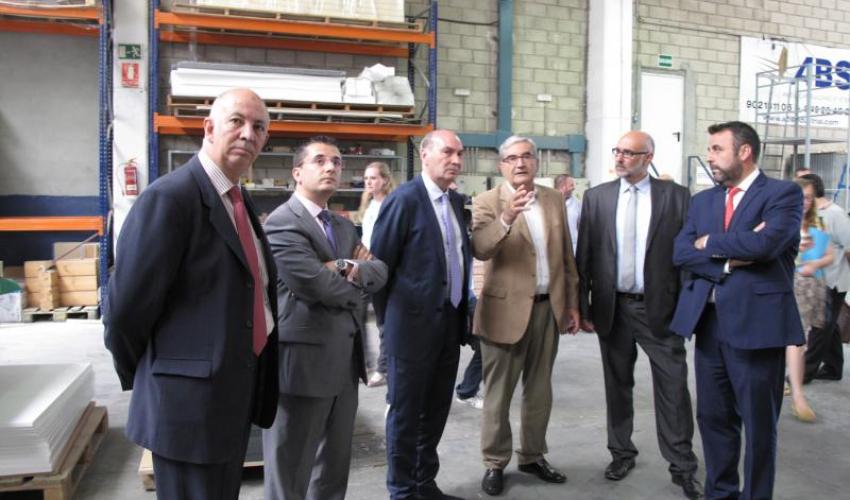 La empresa ABS muestra su cat�logo de productos