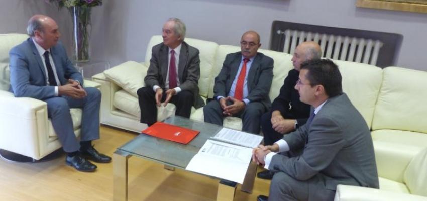 La Diputaci�n y Ceoe-Cepyme estudian ampliar la colaboraci�n para impulsar el empleo en la provincia