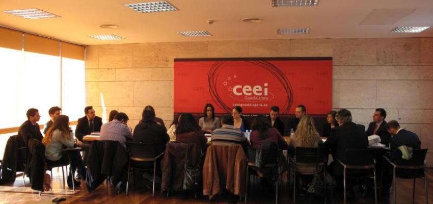 GuadaNetWork inicia sus encuentros de 2015 con gran �xito de participaci�n 
