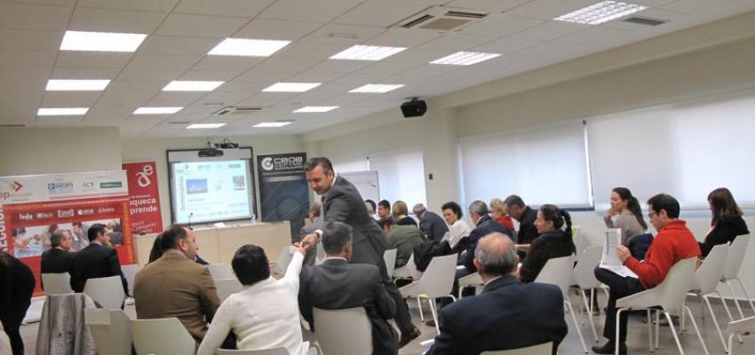 Azuqueca de Henares recibe la segunda edici�n de formaci�n a directivos de empresas �Top-Direcci�n� 