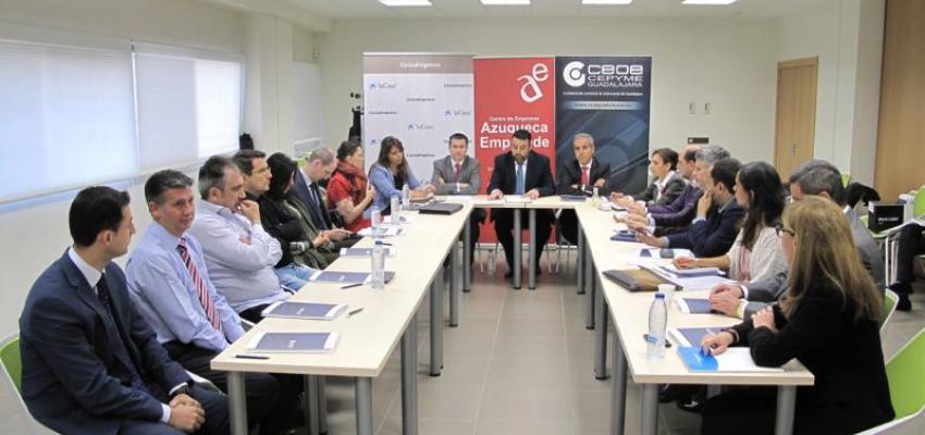 Una veintena de empresarios se informan sobre los medios de cobro y pago internacionales en una nueva jornada de comercio exterior organizada por CEOE-CEPYME Guadalajara