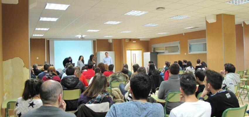 El CEEI de Guadalajara explica el proyecto �las 12 horas de la innovaci�n� a los alumnos del IES Carmen Burgos de Segu� de Alovera