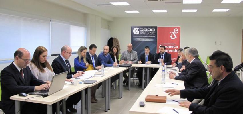 Azuqueca acoge un encuentro sectorial de empresas vinculadas con el ferrocarril