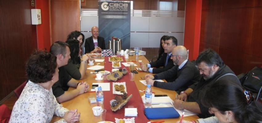 GuadaNetWork celebra su �ltima reuni�n del a�o