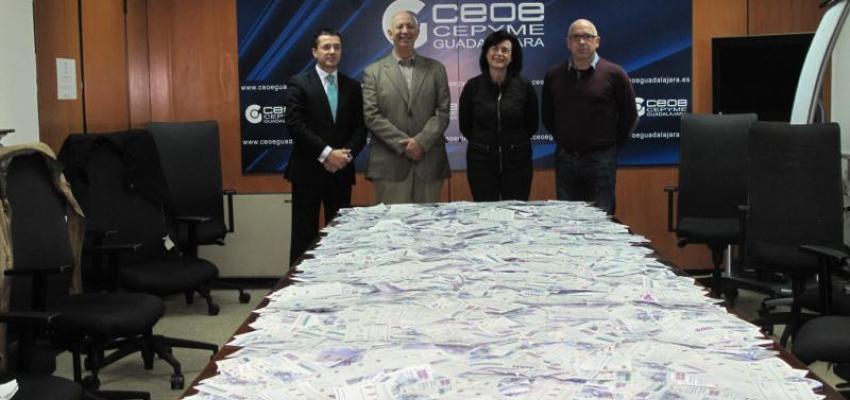 Mar�a del Mar Ib��ez gana los 2.400 euros del Doble, doble de Navidad de FEDECO