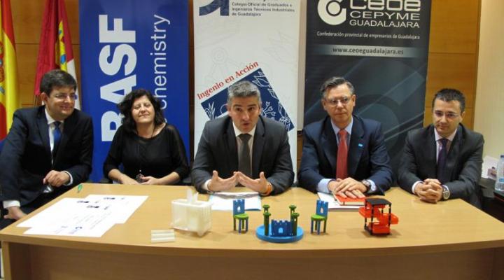 Entregados los premios del I concurso de dise�o industrial del mueble para estudiantes de la UAH