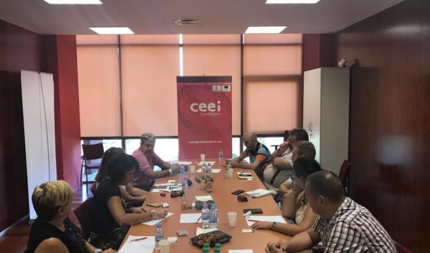 GuadaNetWork realiza su �ltimo encuentro del primer semestre del a�o