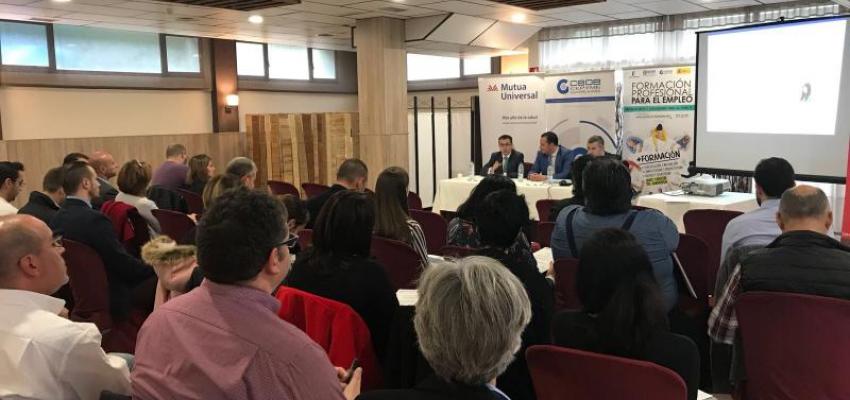AzuNetWork cuelga el cartel de completo en su encuentro empresarial de Azuqueca de Henares