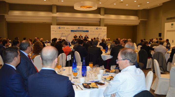 Jos� Luis Aguirre, habla de los retos y las oportunidades que hay por delante en la econom�a espa�ola, en el desayuno empresarial de CEOE-CEPYME Guadalajara