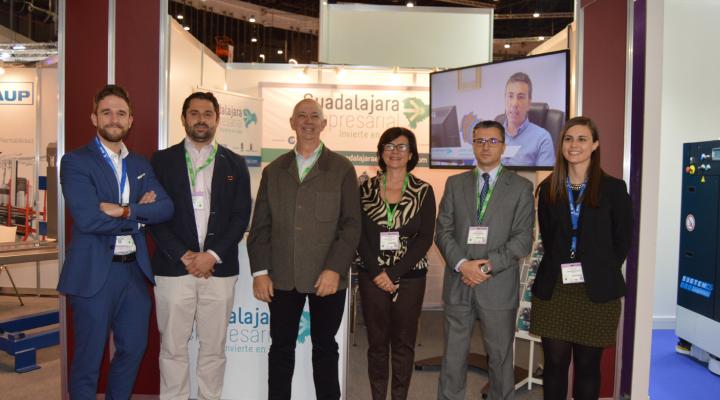 �xito de visitas del stand de “Guadalajara Empresarial” de la feria Logistics & Distribution 