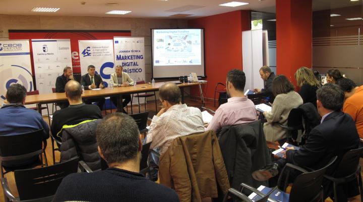 La federaci�n provincial de Turismo imparte un curso de marketing digital aplicado al revenue management
