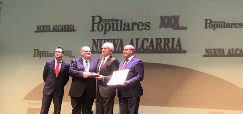 CEOE-CEPYME Guadalajara recibe el popular Nueva Alcarria en la categor�a de Empresa