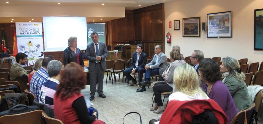 Una quincena de empresarios se re�nen en Alovera para hablar de transformaci�n digital y continuar en la b�squeda de nuevas sinergias 