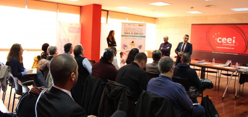 Una quincena de empresarios se re�nen para continuar en la b�squeda de nuevas sinergias 