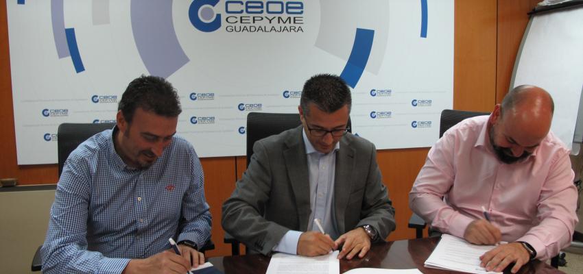 CEOE-CEPYME Guadalajara firma un convenio de colaboraci�n con las empresas Recuperaciones Alcarre�as y AMBAR Plus para la retirada de residuos peligrosos y no peligrosos
