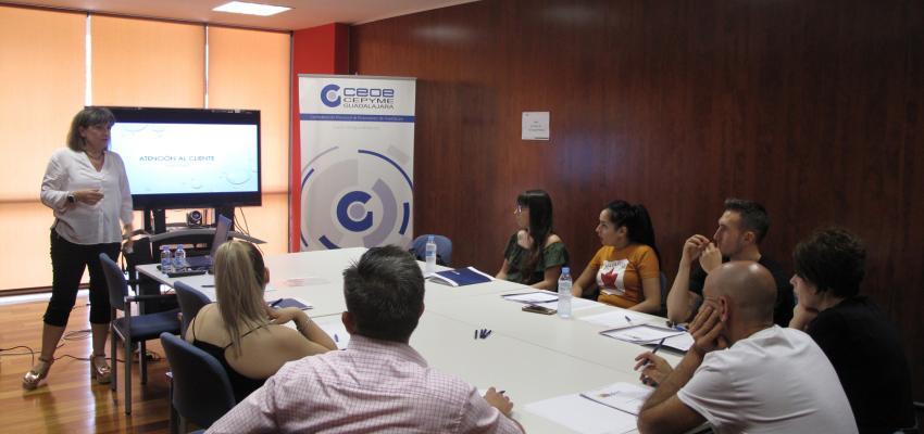 La Federaci�n provincial de Turismo retoma su formaci�n especializada con un curso de atenci�n al cliente