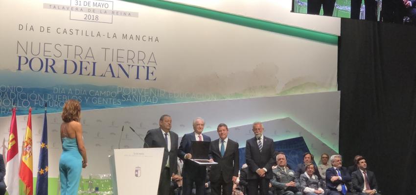 CEOE-CEPYME Guadalajara recibe la Placa al M�rito Regional por su 40� aniversario