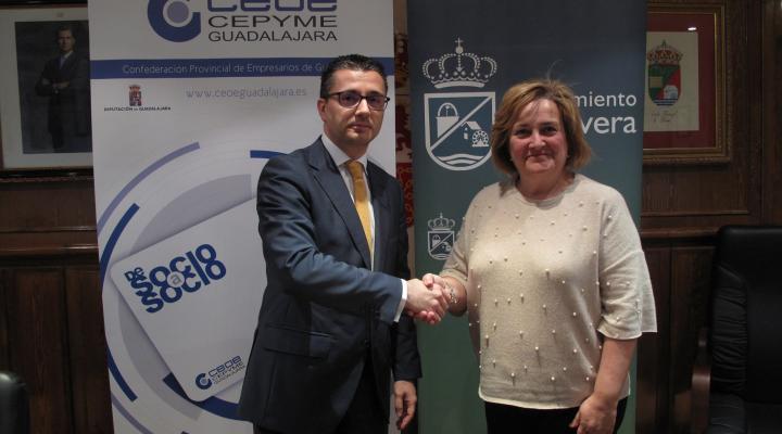 El Ayuntamiento de Alovera se suma al proyecto &#x201Cde Socio a Socio” de CEOE-CEPYME Guadalajara