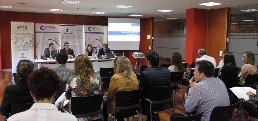 Empresarios alcarre�os se interesan por la fiscalidad internacional