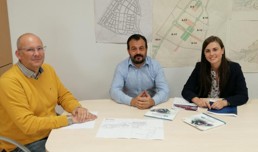 ‘Guadalajara Empresarial’ visita el ayuntamiento de Chiloeches