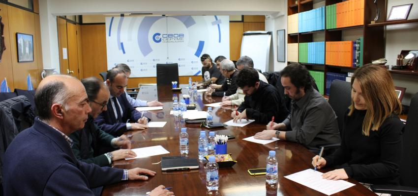 Firmado el convenio colectivo del sector del metal de Guadalajara