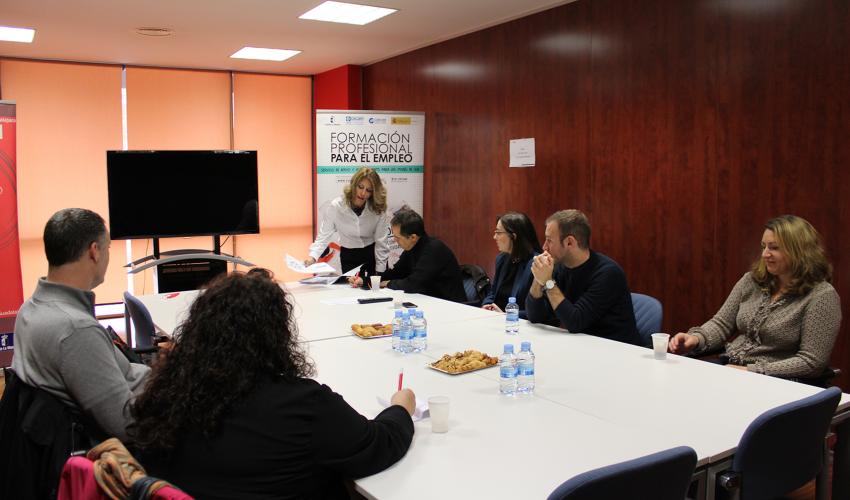 Empresarios de Guadalajara se interesan por la Formaci�n Profesional para el Empleo