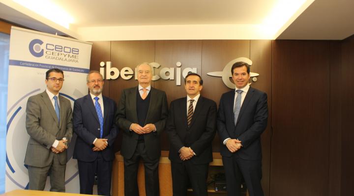 Ibercaja y CEOE-CEPYME Guadalajara renuevan su colaboraci�n
