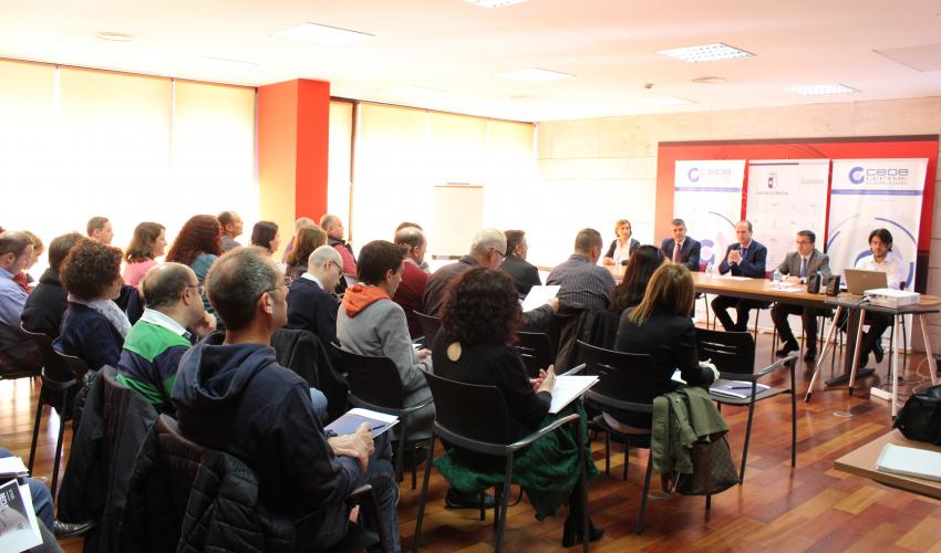 M�s de 40 empresarios y emprendedores de la provincia de Guadalajara participan en la jornada informativa sobre ayudas a la digitalizaci�n empresarial 
