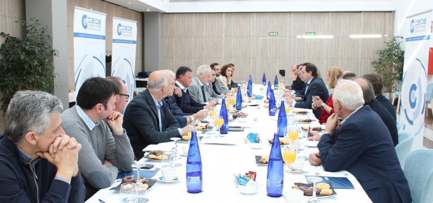 La Junta Directiva de CEOE-CEPYME Guadalajara se re�ne con Francisco Nu�ez, presidente del PP de CLM para trasladarle las demandas empresariales de la provincia de Guadalajara