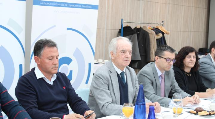 La Junta Directiva de CEOE-CEPYME Guadalajara se re�ne con Francisco Nu�ez, presidente del PP de CLM para trasladarle las demandas empresariales de la provincia de Guadalajara