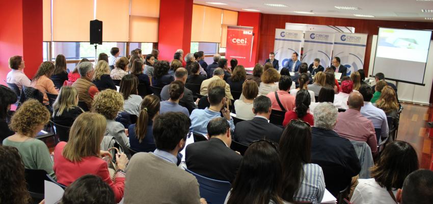 Gran �xito de participaci�n en la jornada sobre novedades legislativas en materia laboral organizada por CEOE-CEPYME Guadalajara