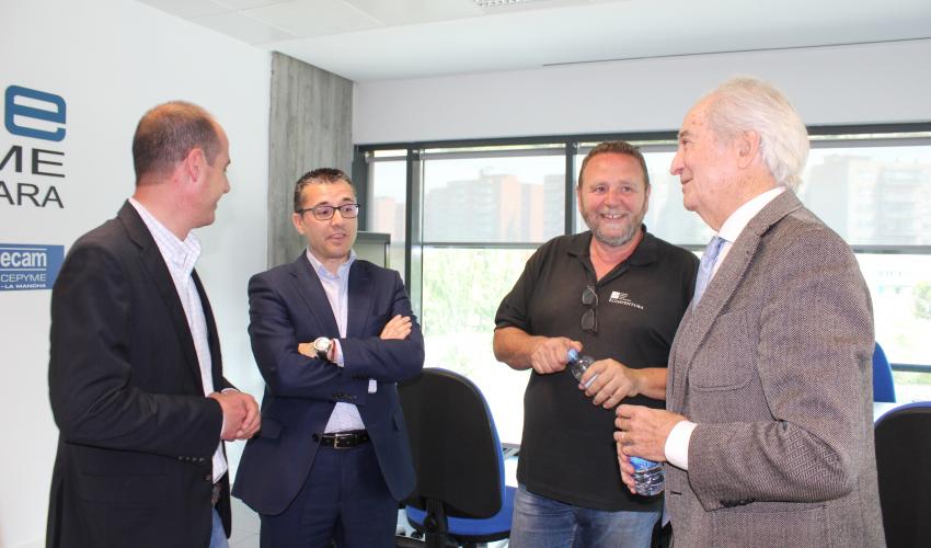 Alberto Rojo recoge las propuestas de CEOE-CEPYME  y traslada las l�neas de acci�n con las que se compromete a dinamizar la econom�a y crear empleo