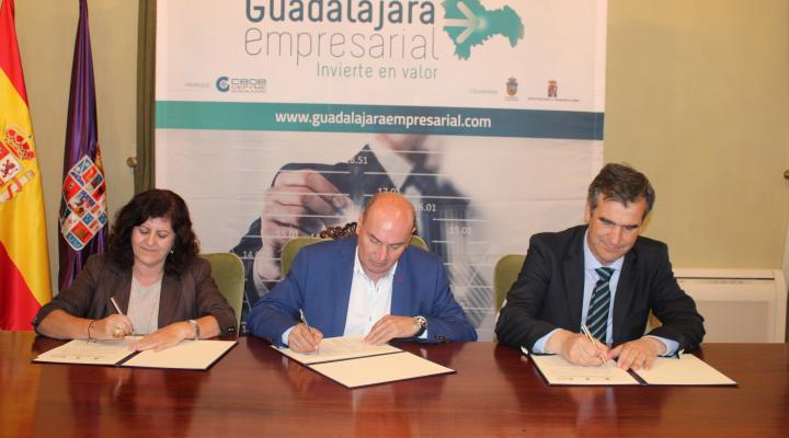Diputaci�n Provincial, Ayuntamiento y CEOE-CEPYME Guadalajara renuevan el convenio del proyecto “Guadalajara Empresarial”